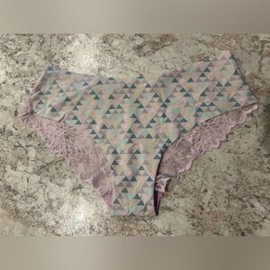 VS PINK Low Rise Lace Cheekster Panty Blue NWOT Large Abstract Lace Back